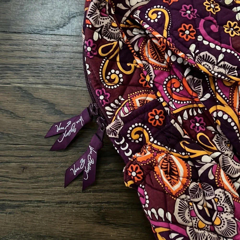 Vera Bradley Back-Pack ✨ - Picture 2 of 2